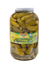 Ogórki w słoiku — przetwory z ogórków